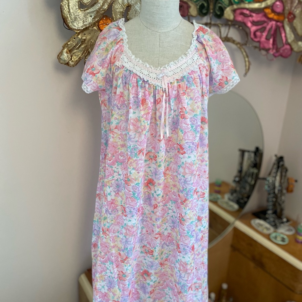 Miss Elaine Floral Chemise with Lace Detail